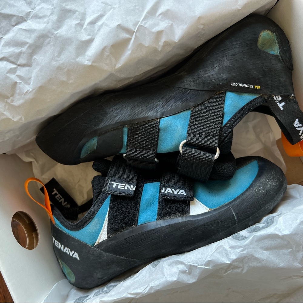 TENAYA Climbing Shoes - Picture 2 of 4